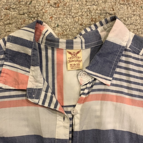 Light Weight Button Up - Picture 2 of 2